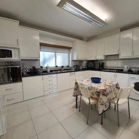 Em Frente Ao Mar * 纳扎雷