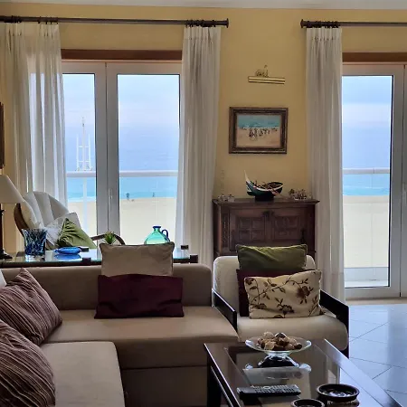 Apartment Em Frente Ao Mar *