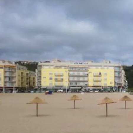 Em Frente Ao Mar 纳扎雷