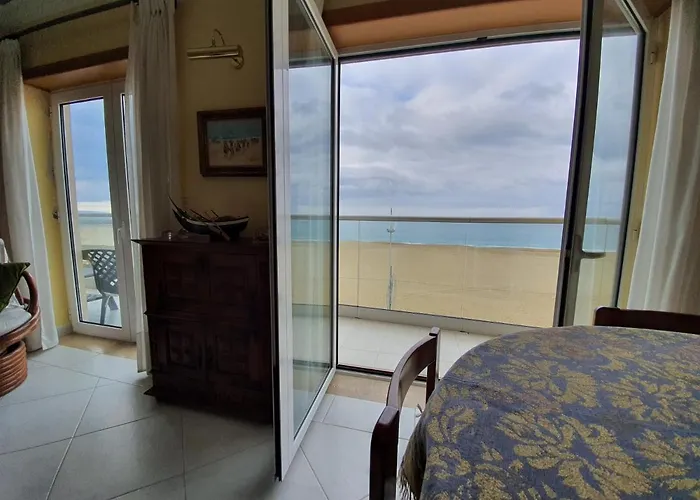 Em Frente Ao Mar Apartman *