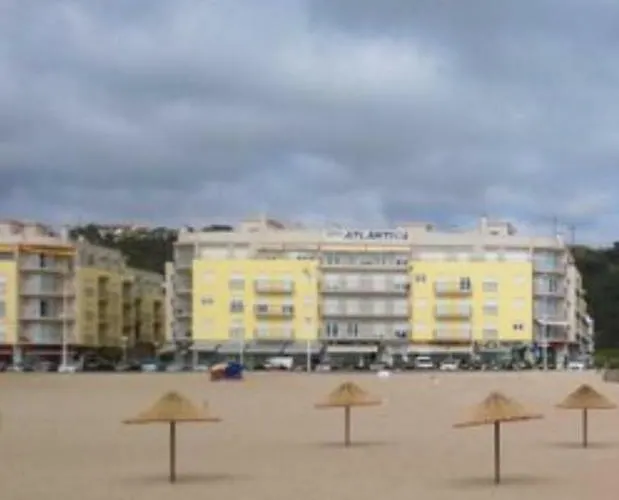 Em Frente Ao Mar Nazaré